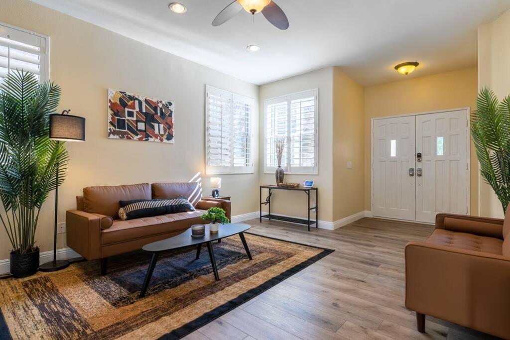 The Nest At Woodside: Lux La Getaway + Office/Spa Санта-Кларита Экстерьер фото